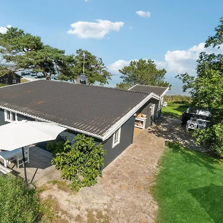 3 Bedroom Lovely In Nex *